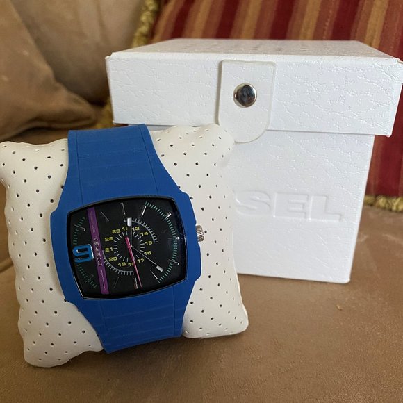 Blue Rubber Diesel Watch NWOT - Picture 1 of 2